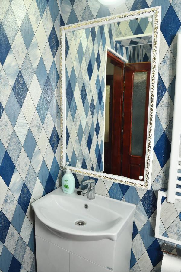 Casa Simescu I Pansiyon Caransebeş Dış mekan fotoğraf