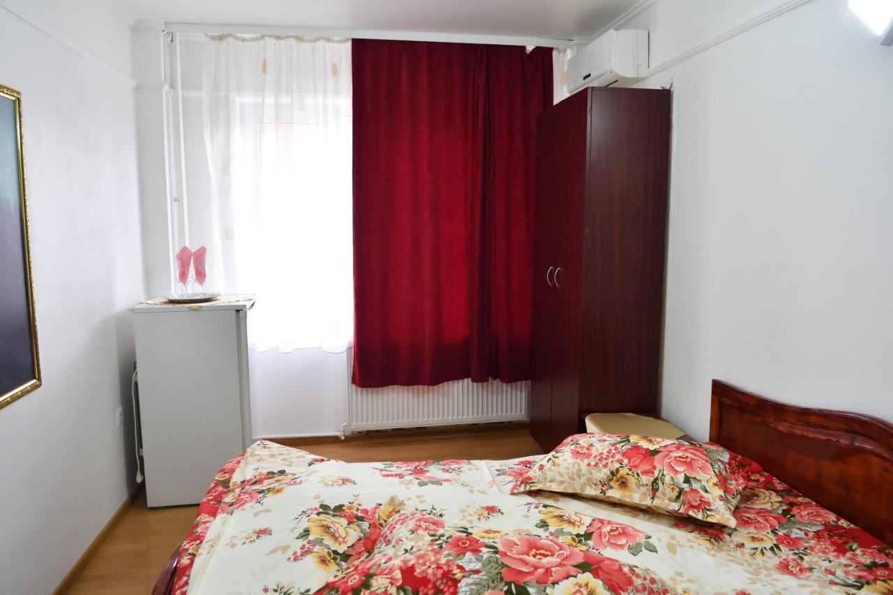 Casa Simescu I Pansiyon Caransebeş Dış mekan fotoğraf